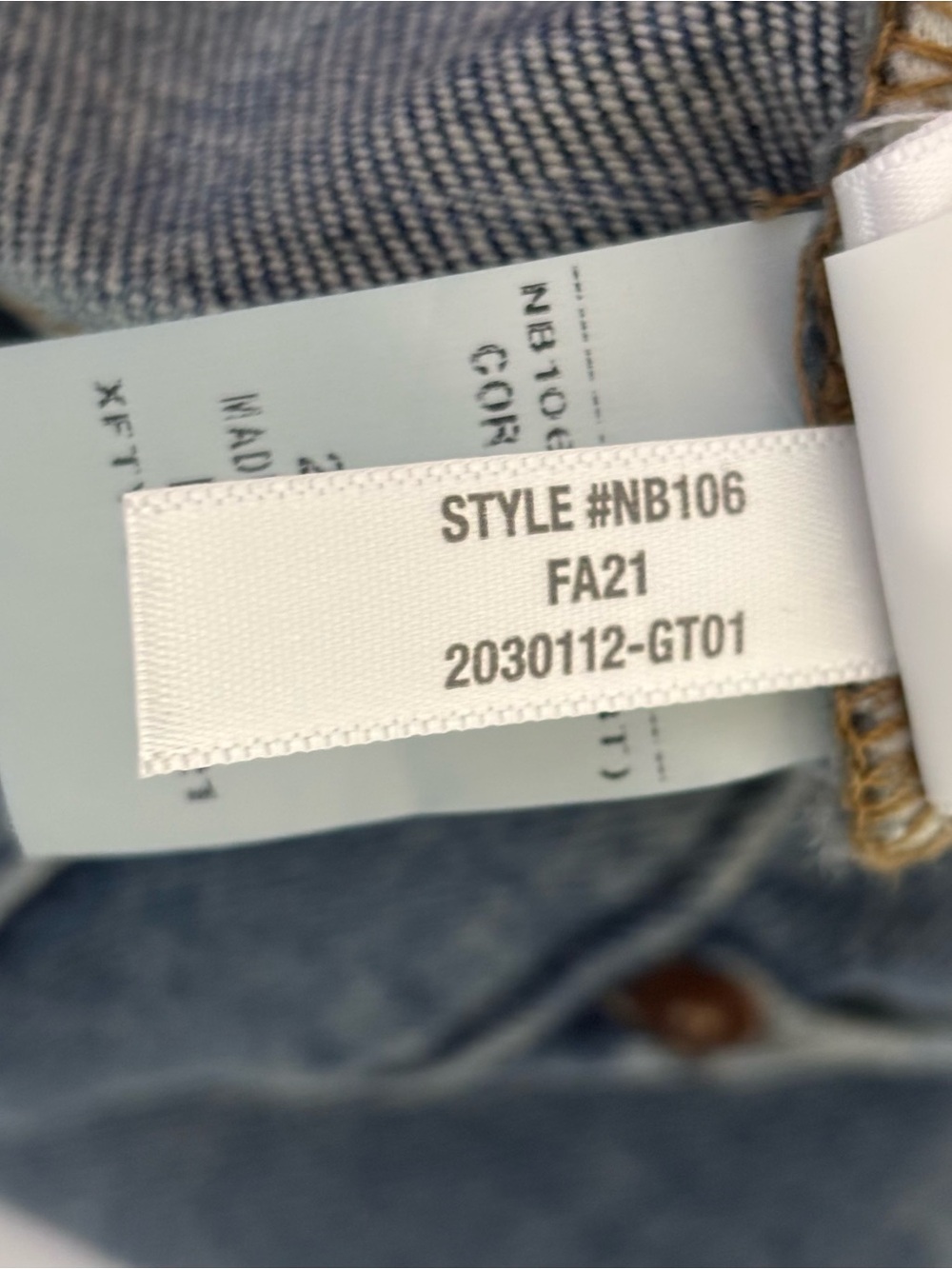 Madewell The Mom Jean Size 27 Tall Super High Waisted Raw Hem - Picture 10 of 14